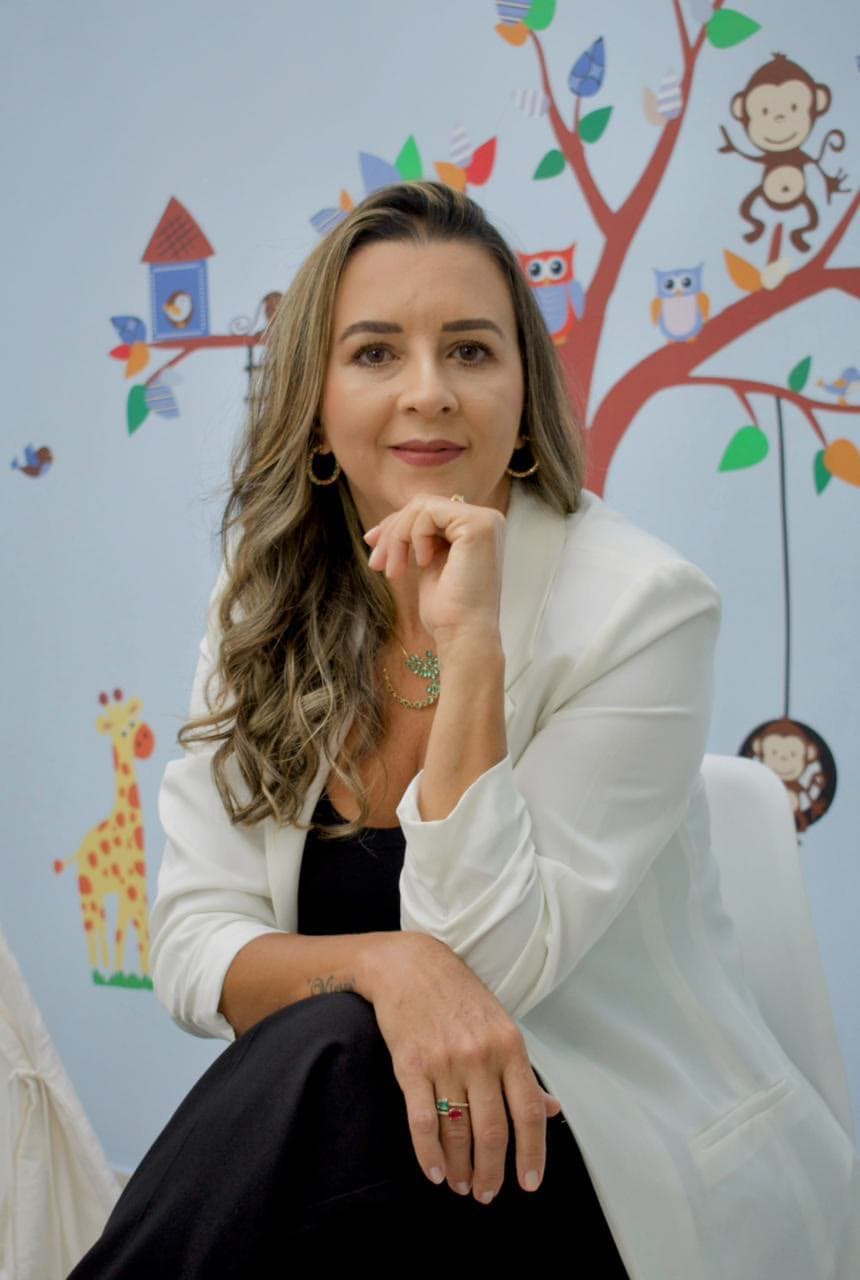 Retrato de Andréia Guerra, Psicopedagoga Clínica